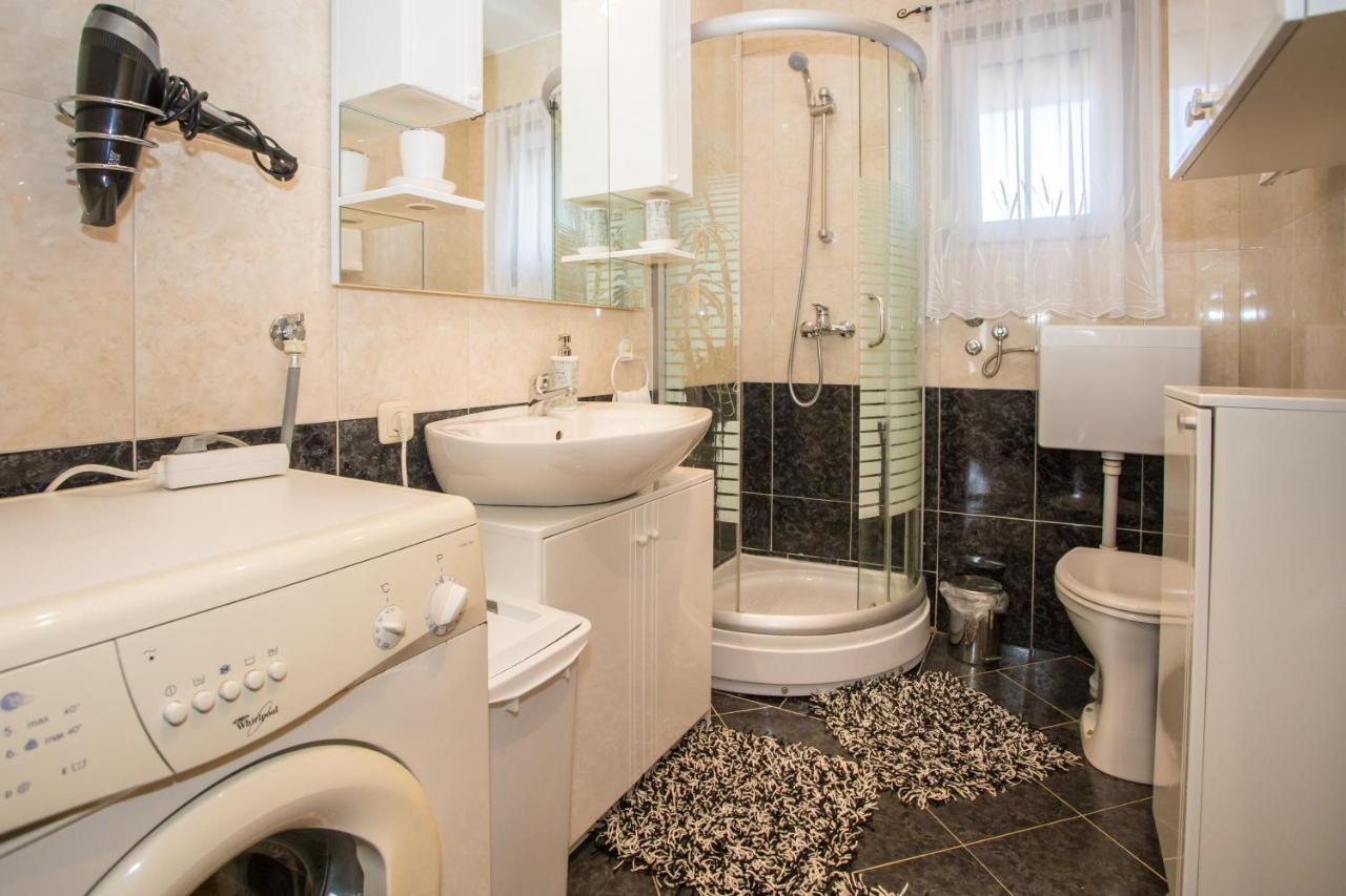Appartement App Rosi à Poreč Extérieur photo