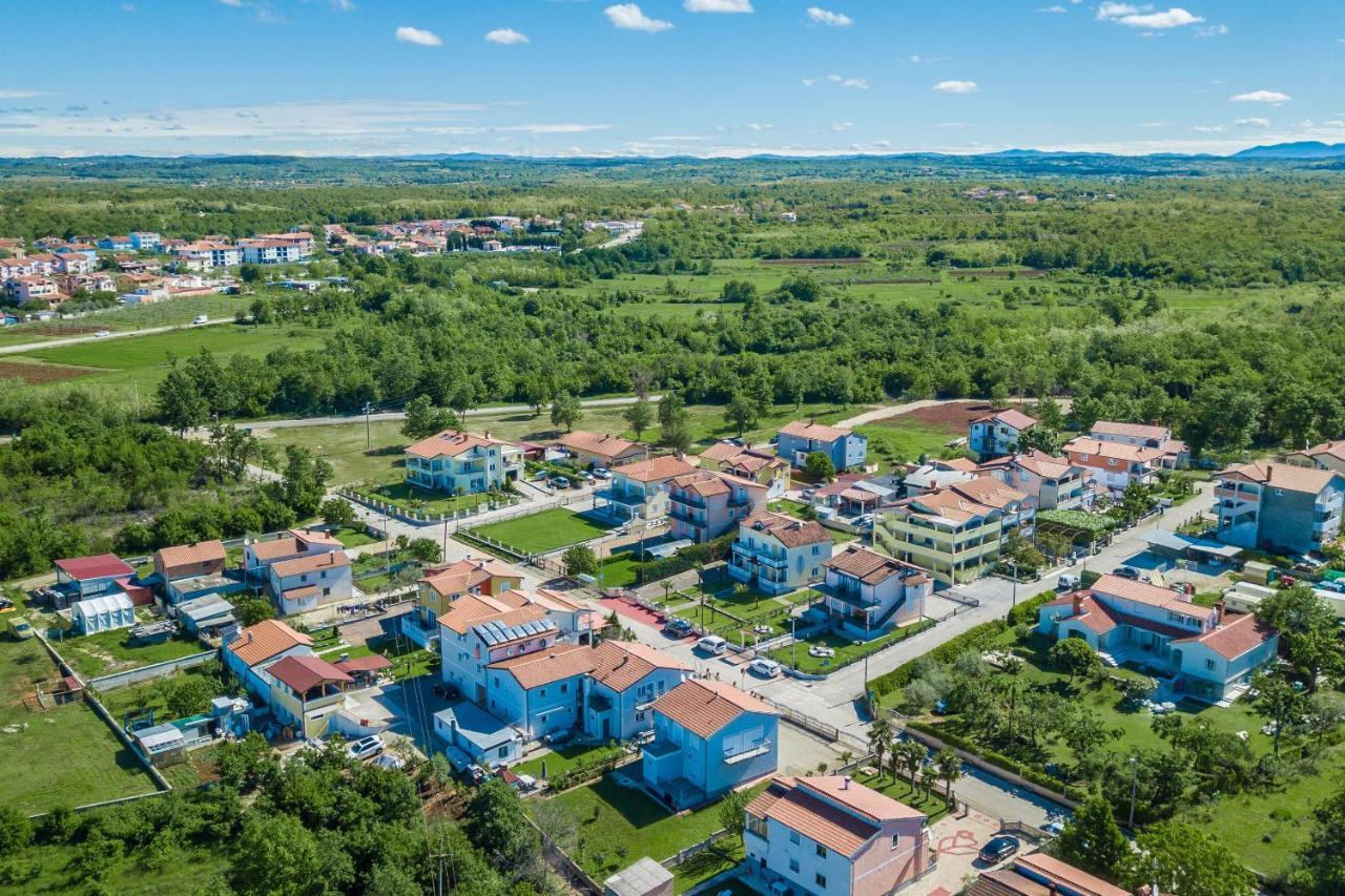 Appartement App Rosi à Poreč Extérieur photo