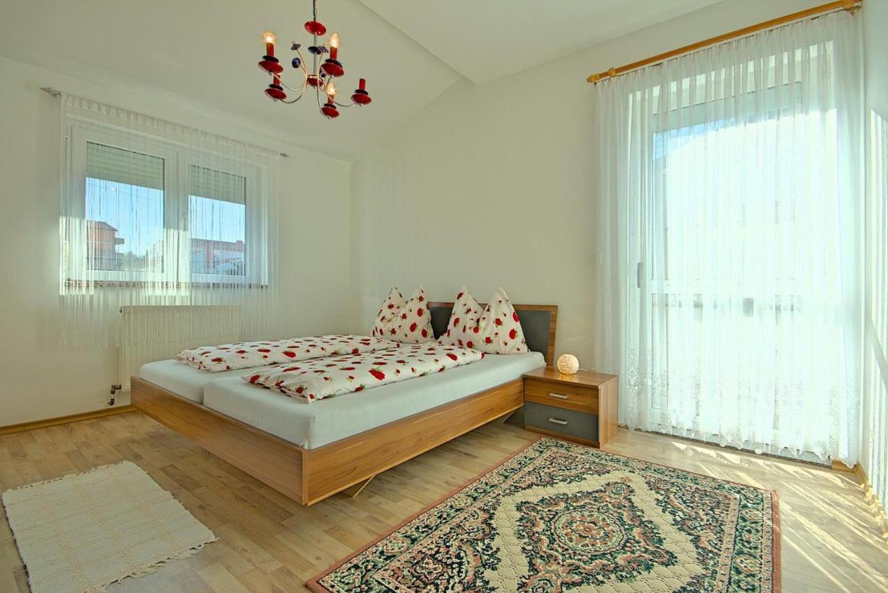 Appartement App Rosi à Poreč Extérieur photo