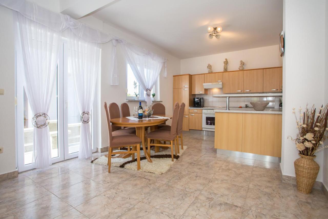 Appartement App Rosi à Poreč Extérieur photo