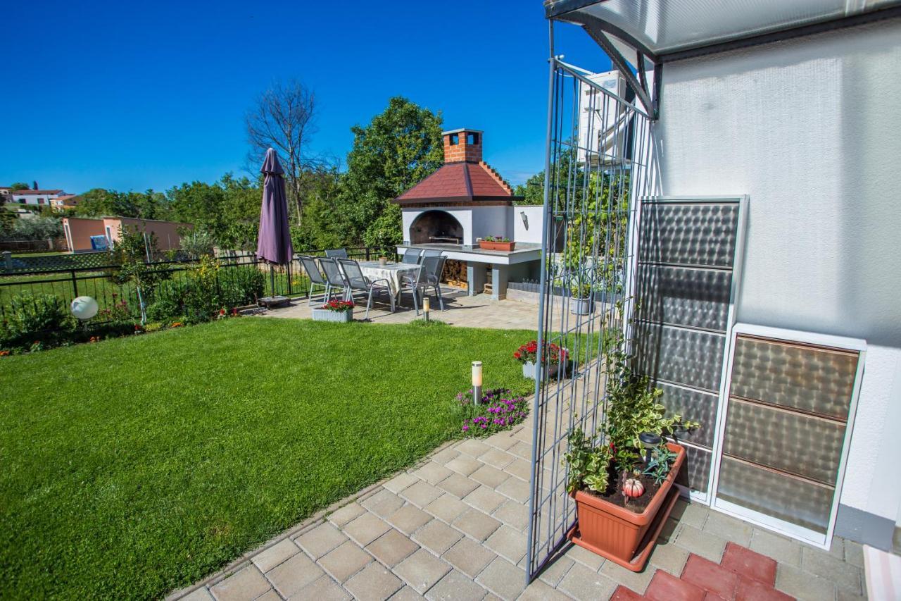 Appartement App Rosi à Poreč Extérieur photo