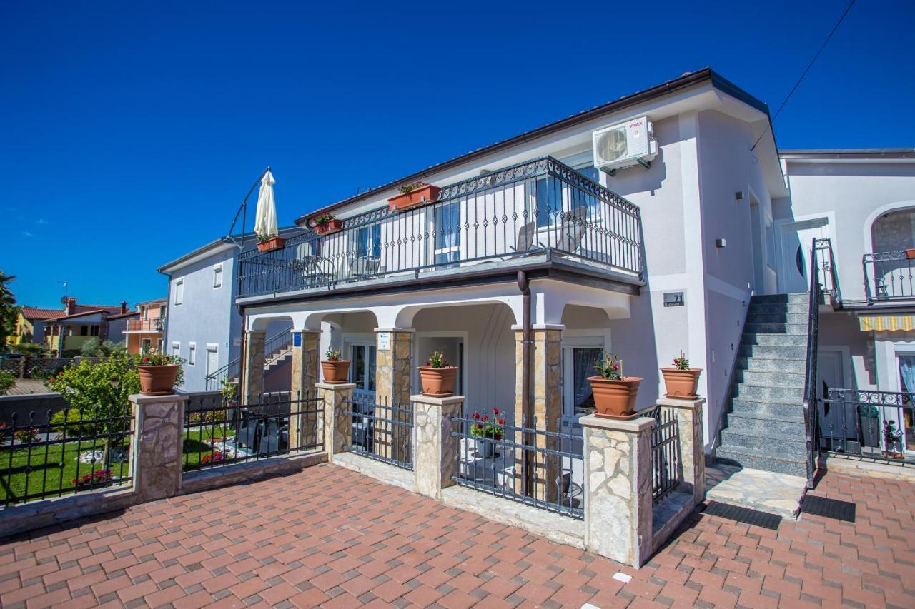 Appartement App Rosi à Poreč Extérieur photo